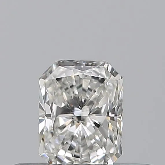 0.23ct Radiant Natural Diamond (Colour G, Clarity VVS1, GIA Certified)
