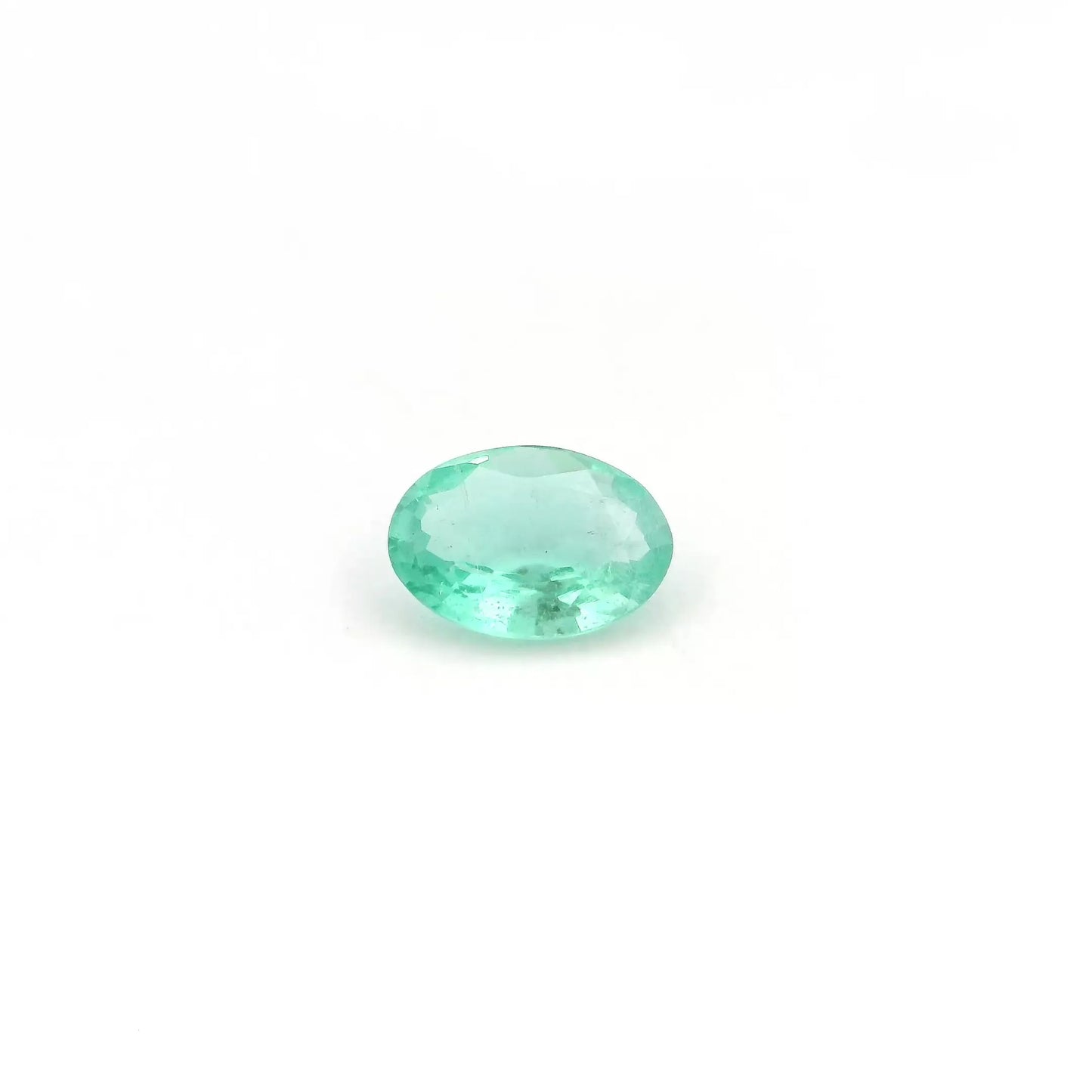 0.48ct Oval Natural Emerald (Colour Green, Clarity Slightly Included, Cut Faceted)