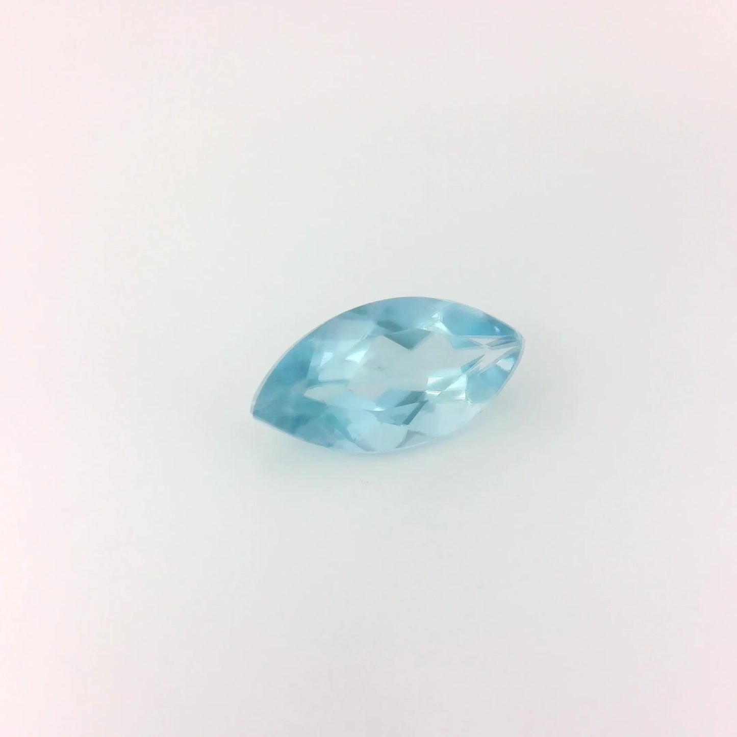 0.91ct Marquise Natural Aquamarine (Colour Blue, Clarity Eye Clean, Cut Faceted)