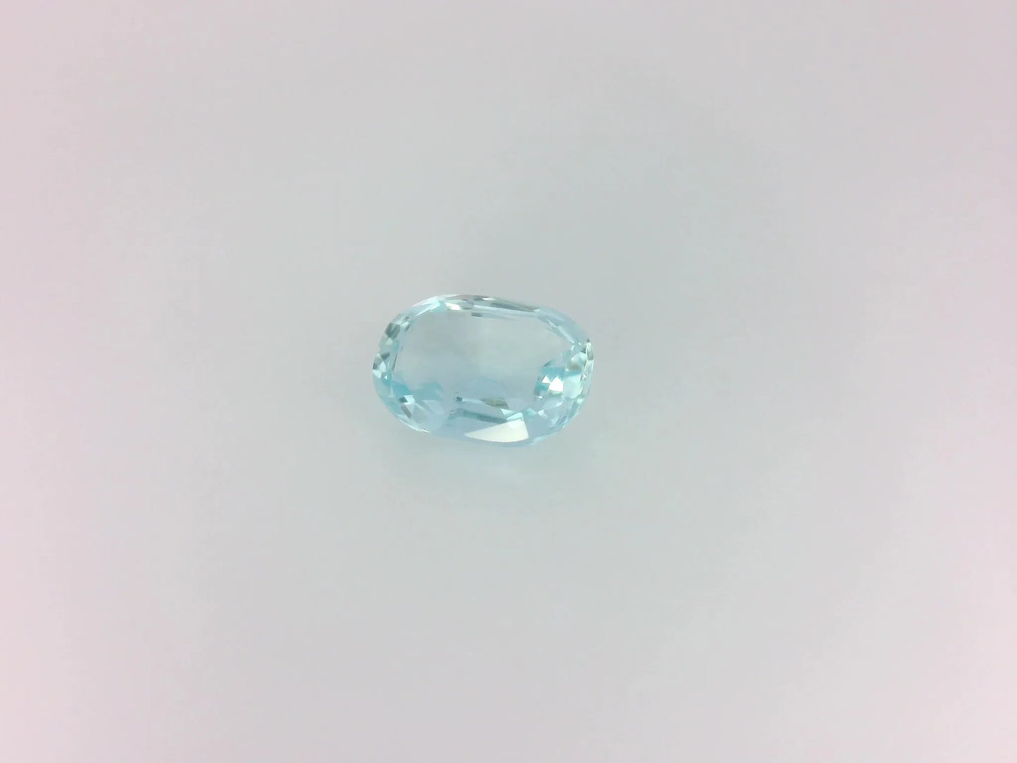 0.97ct Oval Natural Aquamarine (Colour Blue, Clarity Eye Clean, Cut Faceted)