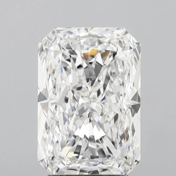3.08ct Radiant Lab Grown Diamond (Colour D, Clarity VVS1, IGI Certified)