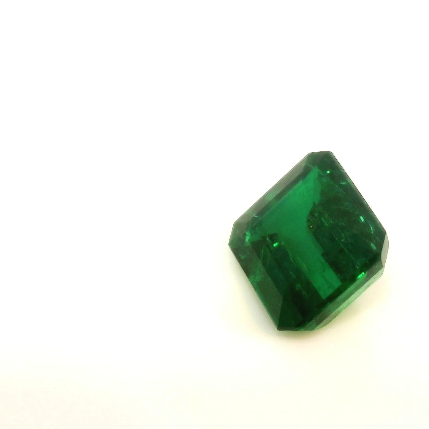 1.34ct Emerald Natural Emerald (Colour Green, Clarity Slightly Included, Cut Faceted)