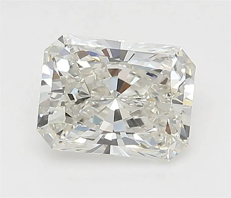 1.57ct Radiant Lab Grown Diamond (Colour H, Clarity VVS2, IGI Certified)