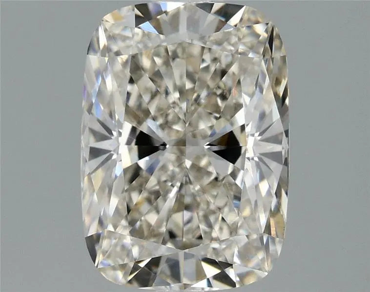 1.67ct Cushion brilliant Lab Grown Diamond (Colour I, Clarity VVS2, IGI Certified)