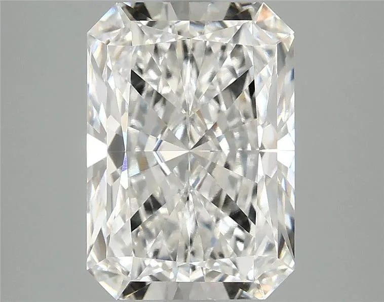 4.08ct Radiant Lab Grown Diamond (Colour F, Clarity VVS2, IGI Certified)