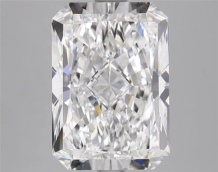 5.00ct Radiant Lab Grown Diamond (Colour E, Clarity VS1, IGI Certified)