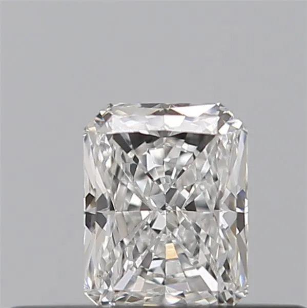 0.26ct Radiant Natural Diamond (Colour E, Clarity VS1, GIA Certified)