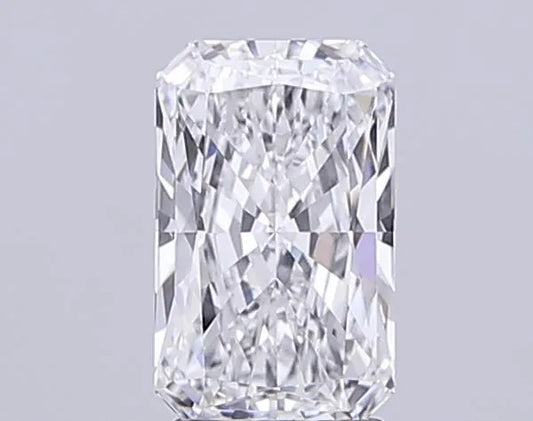 3.03ct Radiant Lab Grown Diamond (Colour E, Clarity VVS2, IGI Certified)