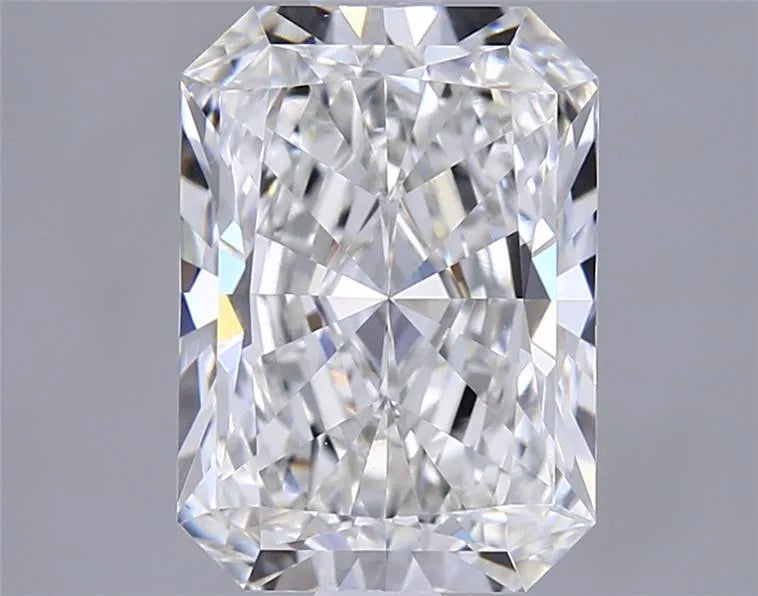 2.07ct Radiant Lab Grown Diamond (Colour F, Clarity VVS1, IGI Certified)