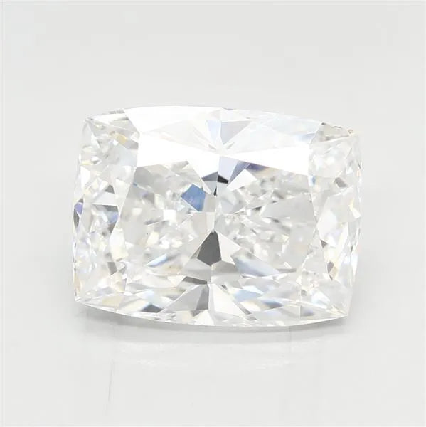 2.57ct Cushion modified Lab Grown Diamond (Colour E, Clarity VVS2, IGI Certified)