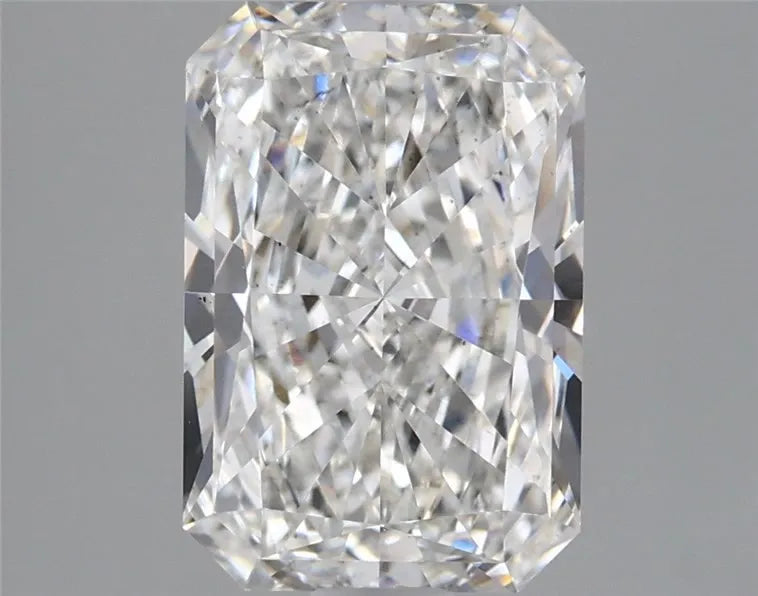 2.57ct Radiant Lab Grown Diamond (Colour F, Clarity SI1, IGI Certified)