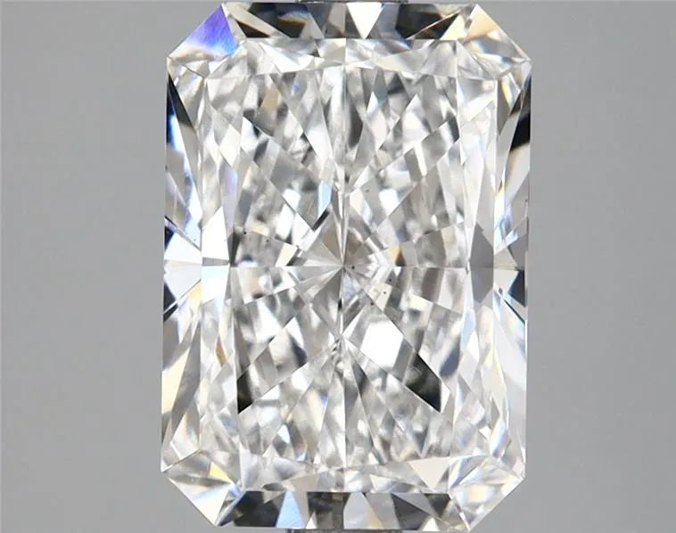 2.66ct Radiant Lab Grown Diamond (Colour E, Clarity VS2, IGI Certified)
