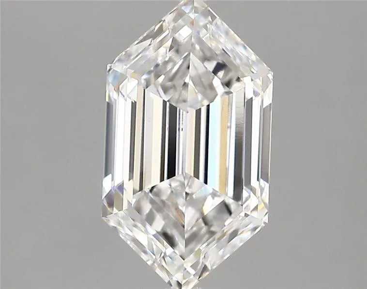 2.77ct Hexagonal Lab Grown Diamond (Colour E, Clarity VVS2, IGI Certified)