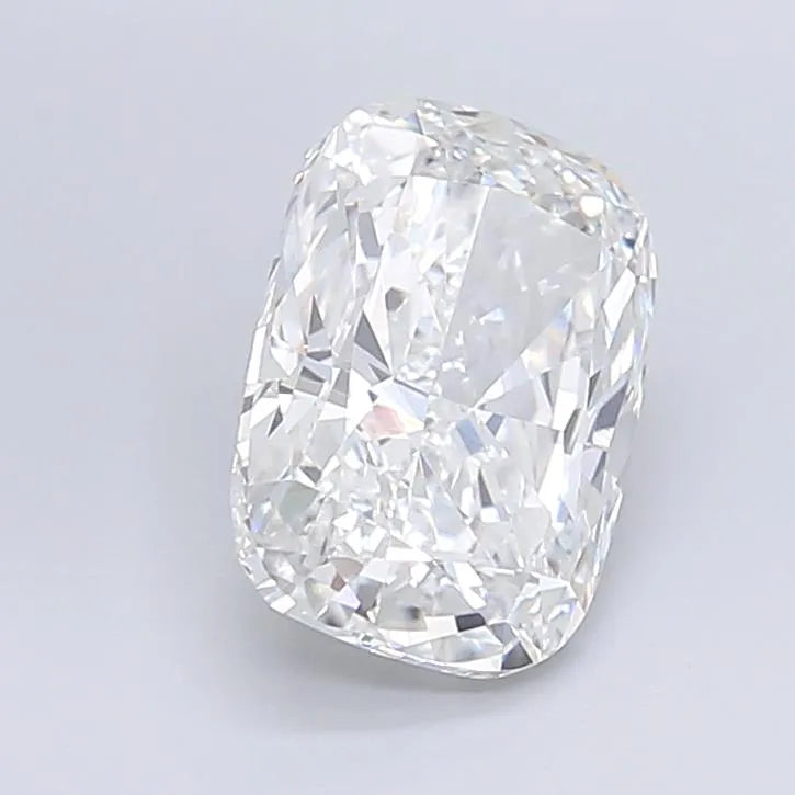 2.99ct Cushion modified Lab Grown Diamond (Colour D, Clarity VVS2, IGI Certified)