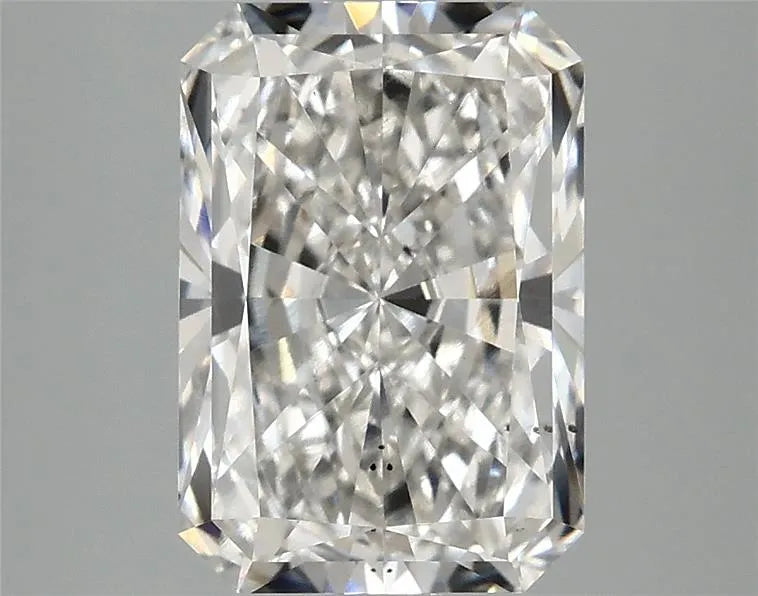 2.99ct Radiant Lab Grown Diamond (Colour G, Clarity VS2, IGI Certified)