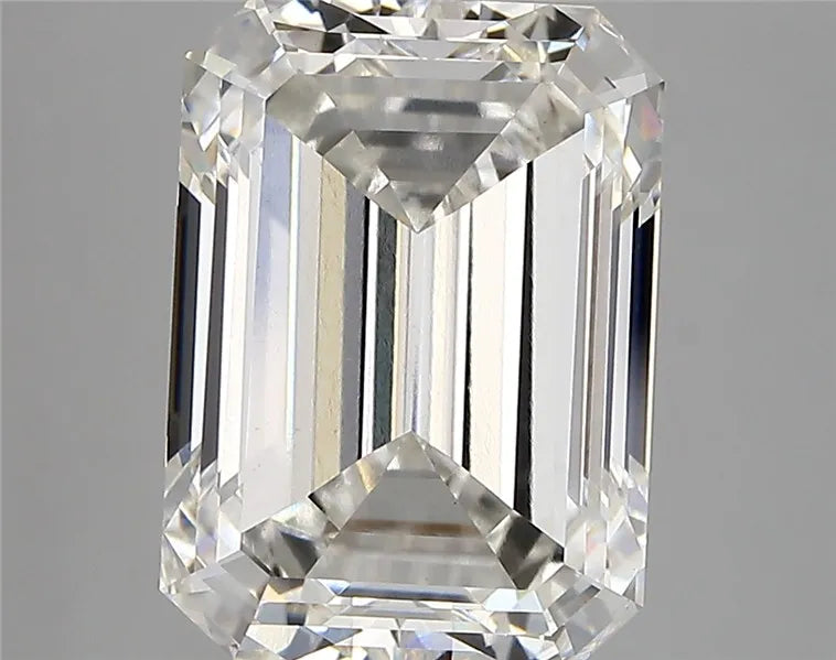 5.67ct Emerald Lab Grown Diamond (Colour G, Clarity VVS2, IGI Certified)