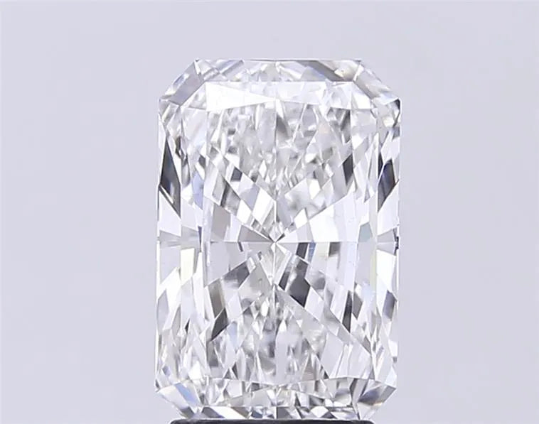 3.01ct Radiant Lab Grown Diamond (Colour F, Clarity VS1, IGI Certified)