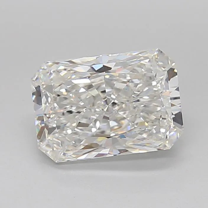 3.07ct Radiant Lab Grown Diamond (Colour E, Clarity IF, IGI Certified)