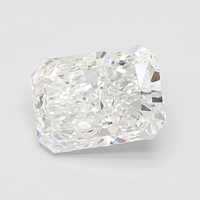 3.52ct Radiant Lab Grown Diamond (Colour E, Clarity VVS2, IGI Certified)