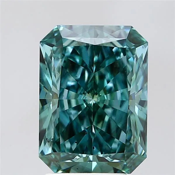 3.80ct Radiant Lab Grown Diamond (Colour Fancy Vivid Green, Clarity VS2, IGI Certified)