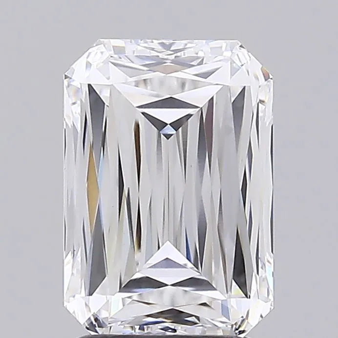 2.53ct Radiant Lab Grown Diamond (Colour E, Clarity VVS2, IGI Certified)