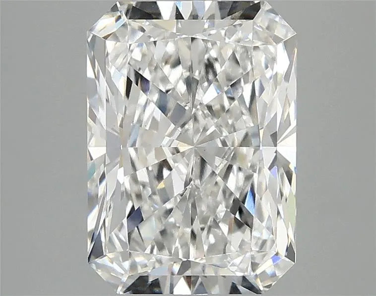 2.96ct Radiant Lab Grown Diamond (Colour E, Clarity VS1, IGI Certified)