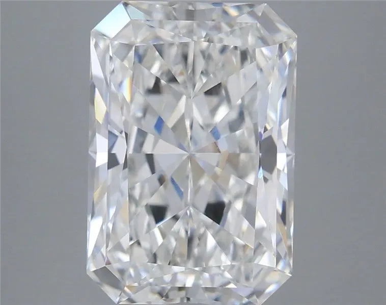 5.07ct Radiant Lab Grown Diamond (Colour F, Clarity VS1, IGI Certified)