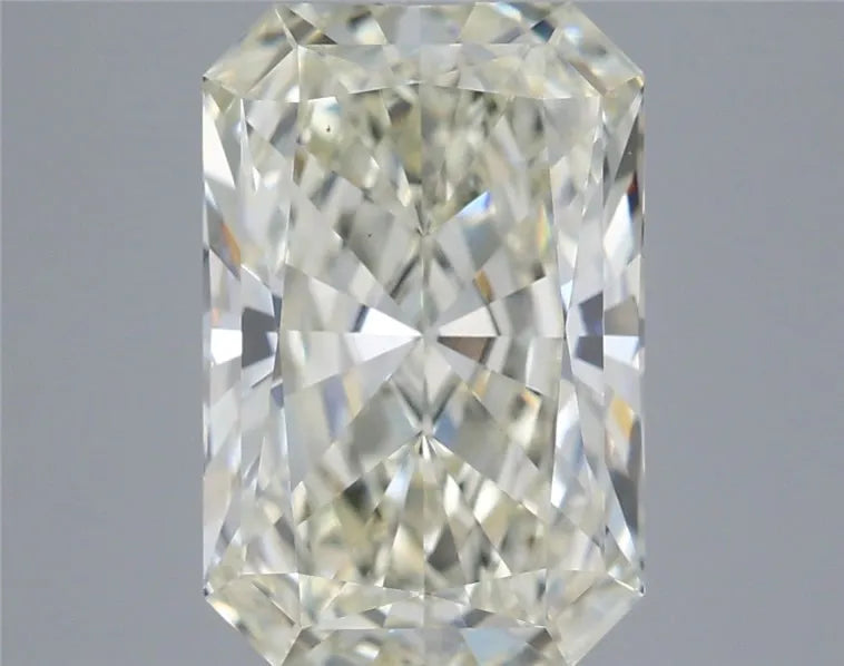 3.73ct Radiant Lab Grown Diamond (Colour K, Clarity VS1, IGI Certified)