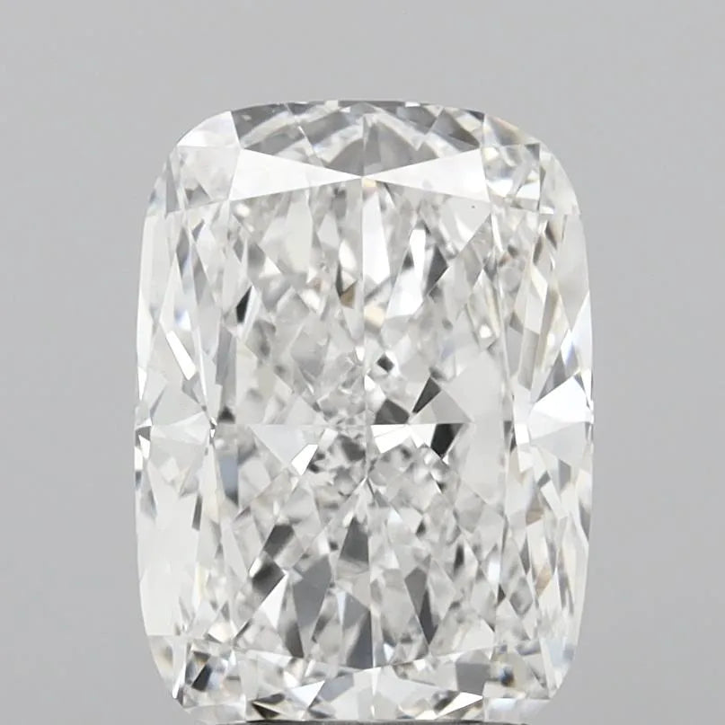3.01ct Cushion modified Lab Grown Diamond (Colour E, Clarity VS1, IGI Certified)
