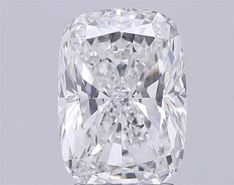 3.01ct Cushion modified Lab Grown Diamond (Colour E, Clarity VVS2, IGI Certified)