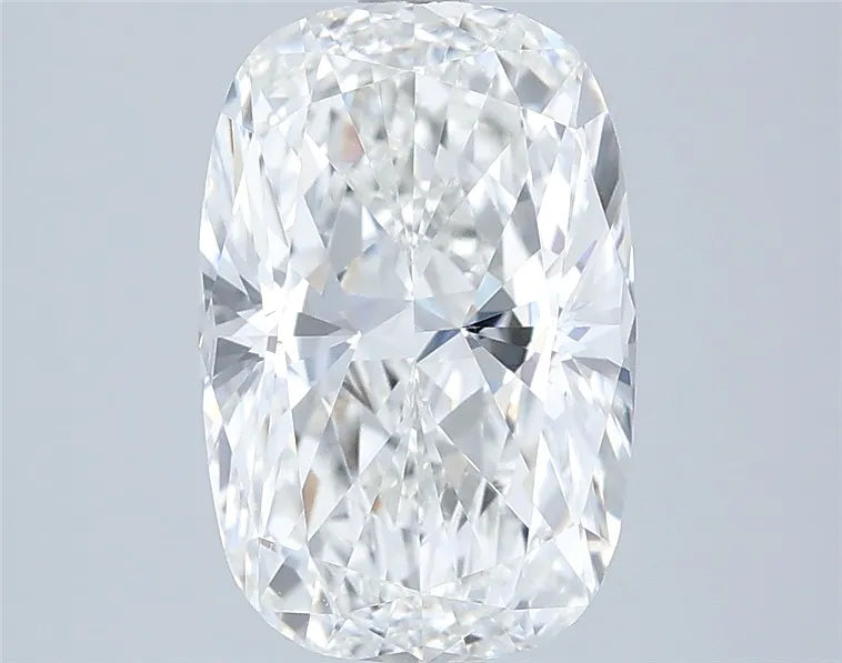 3.04ct Cushion modified Lab Grown Diamond (Colour F, Clarity VVS2, IGI Certified)
