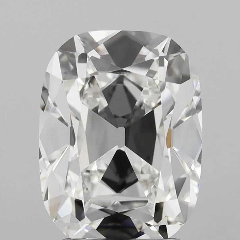 3.05ct Cushion Lab Grown Diamond (Colour G, Clarity VVS2, IGI Certified)