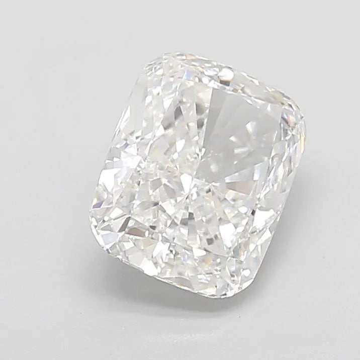 3.05ct Cushion modified Lab Grown Diamond (Colour E, Clarity VVS1, IGI Certified)