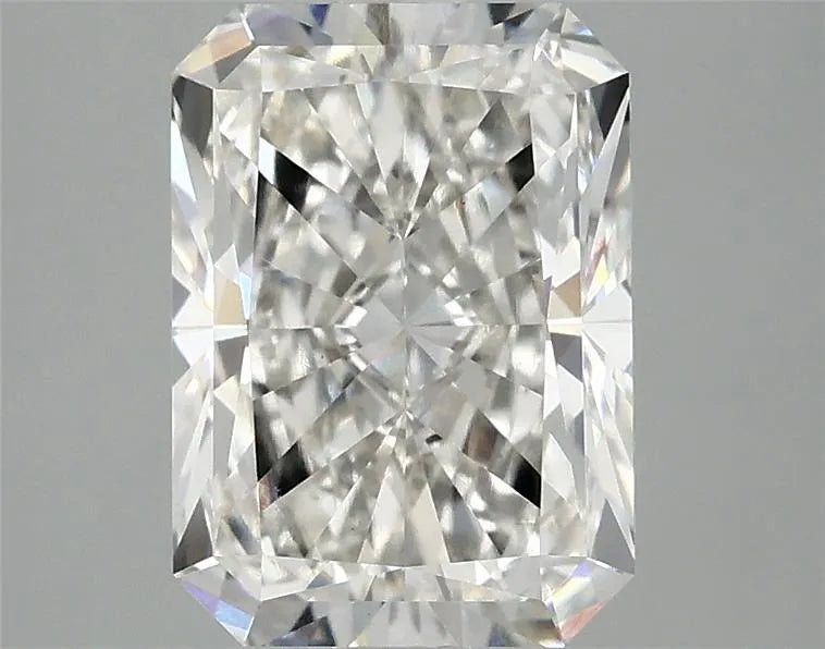 3.07ct Radiant Lab Grown Diamond (Colour G, Clarity VS1, IGI Certified)