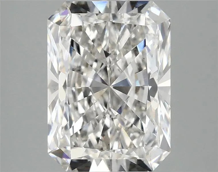 3.08ct Radiant Lab Grown Diamond (Colour G, Clarity VS2, IGI Certified)