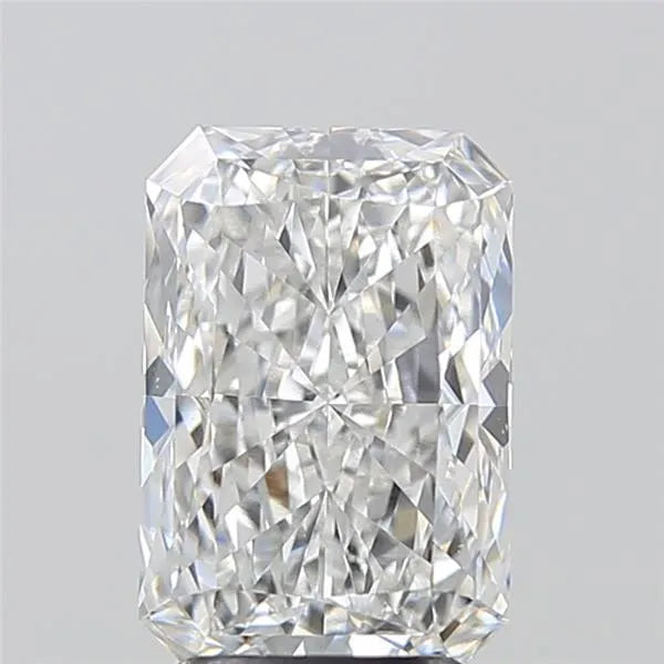 3.09ct Radiant Lab Grown Diamond (Colour E, Clarity VS1, IGI Certified)