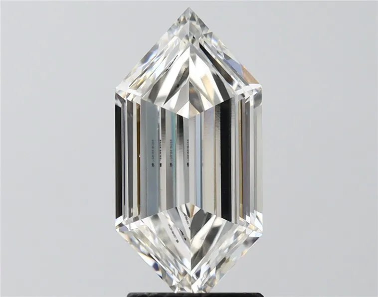 3.13ct Hexagonal Lab Grown Diamond (Colour G, Clarity VS1, IGI Certified)