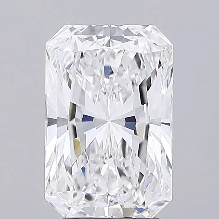 3.19ct Radiant Lab Grown Diamond (Colour D, Clarity VVS1, IGI Certified)