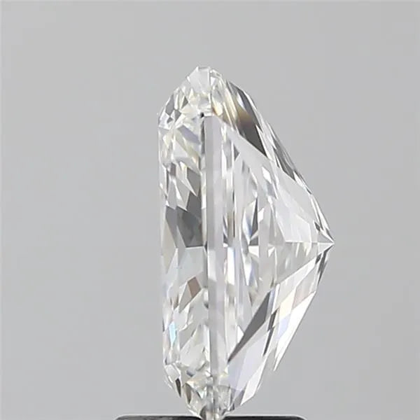 3.19ct Radiant Lab Grown Diamond (Colour G, Clarity VVS2, Cut GD, IGI Certified)
