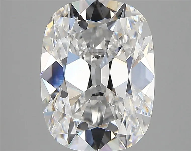3.34ct Cushion modified Lab Grown Diamond (Colour E, Clarity VVS2, IGI Certified)