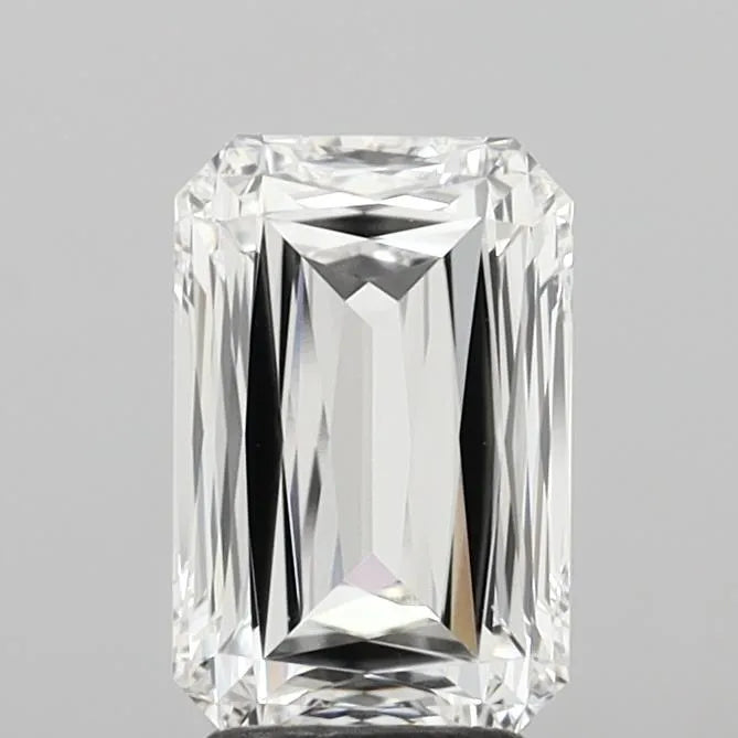 3.51ct Radiant Lab Grown Diamond (Colour F, Clarity VVS2, IGI Certified)