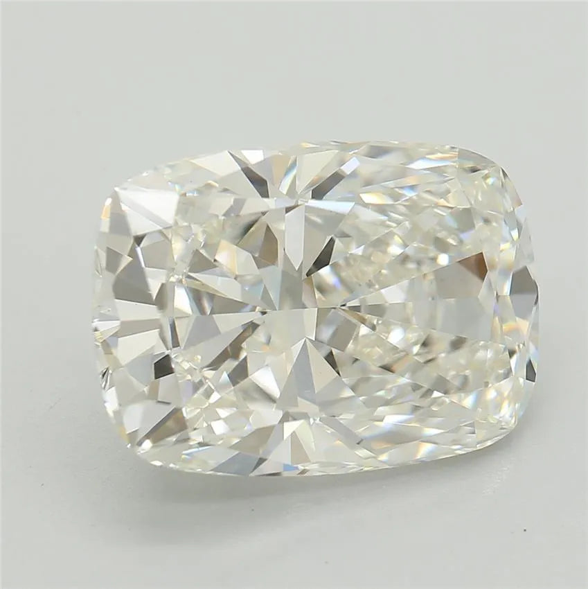 3.52ct Cushion modified Lab Grown Diamond (Colour G, Clarity VS1, IGI Certified)