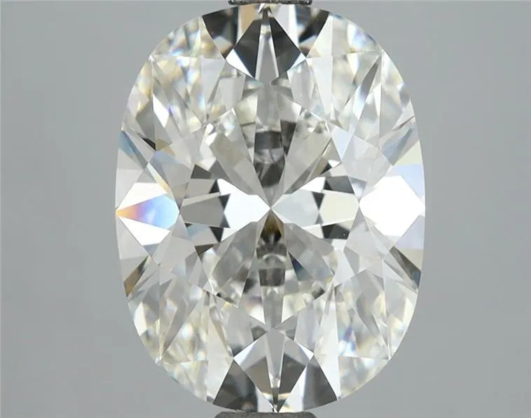 3.55ct Cushion brilliant Lab Grown Diamond (Colour G, Clarity VVS2, IGI Certified)