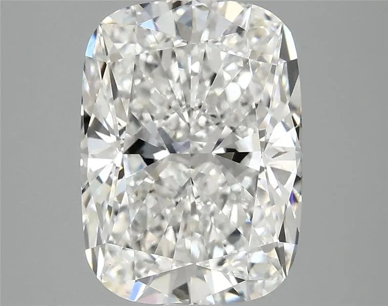 3.56ct Cushion modified Lab Grown Diamond (Colour E, Clarity VVS2, IGI Certified)