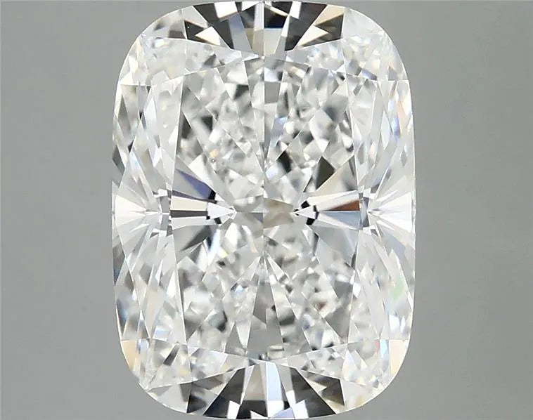 3.58ct Cushion modified Lab Grown Diamond (Colour E, Clarity VVS2, IGI Certified)