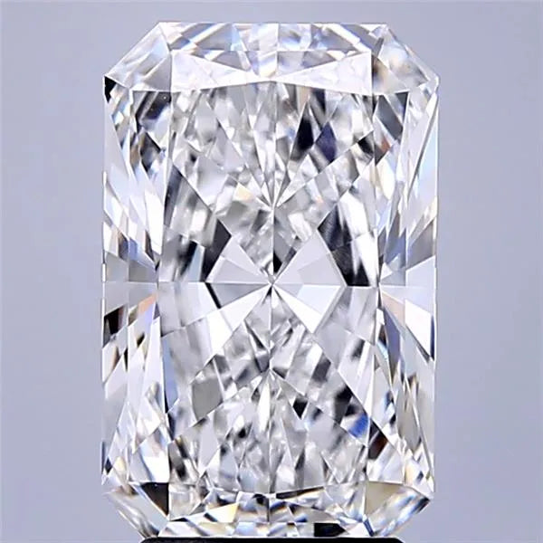 3.74ct Radiant Lab Grown Diamond (Colour E, Clarity VVS2, IGI Certified)