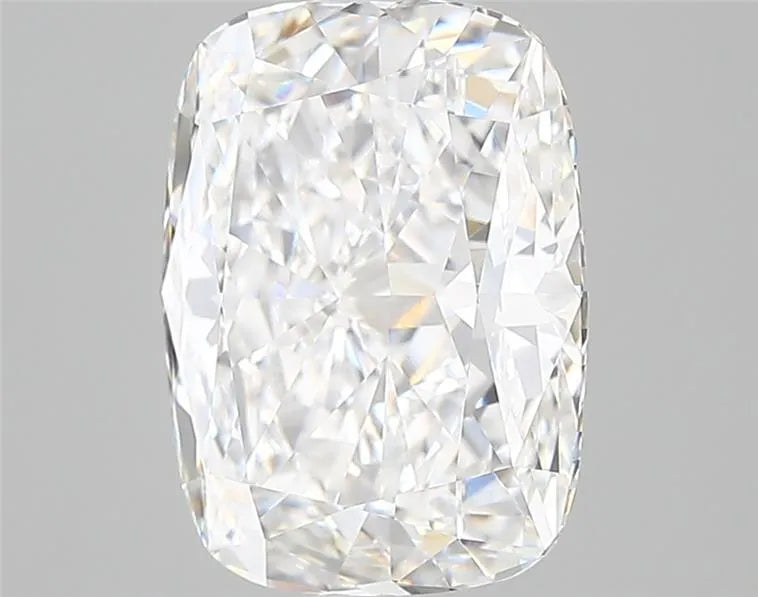 3.76ct Cushion modified Lab Grown Diamond (Colour D, Clarity VVS2, IGI Certified)