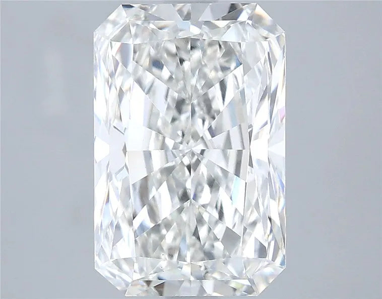 3.79ct Radiant Lab Grown Diamond (Colour F, Clarity VS1, IGI Certified)