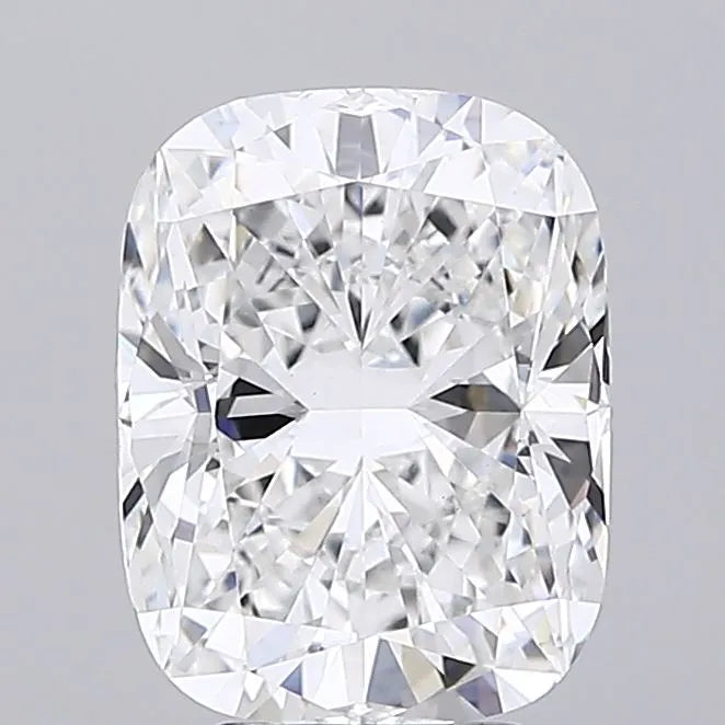 3.80ct Cushion modified Lab Grown Diamond (Colour E, Clarity VVS2, IGI Certified)