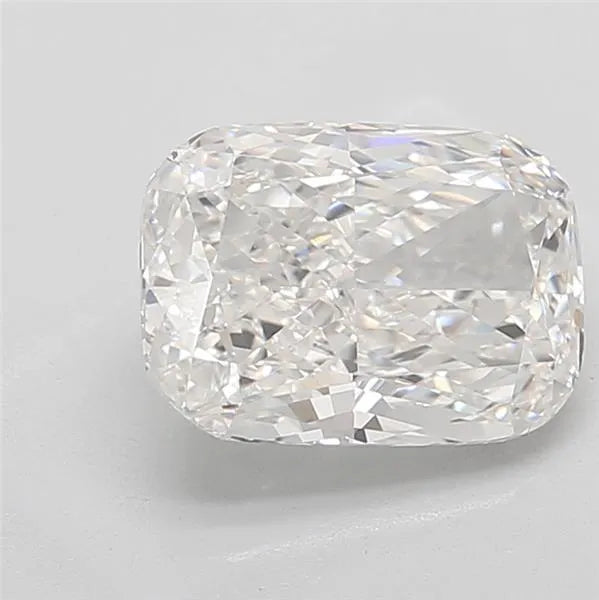 3.81ct Cushion modified Lab Grown Diamond (Colour E, Clarity VVS1, IGI Certified)